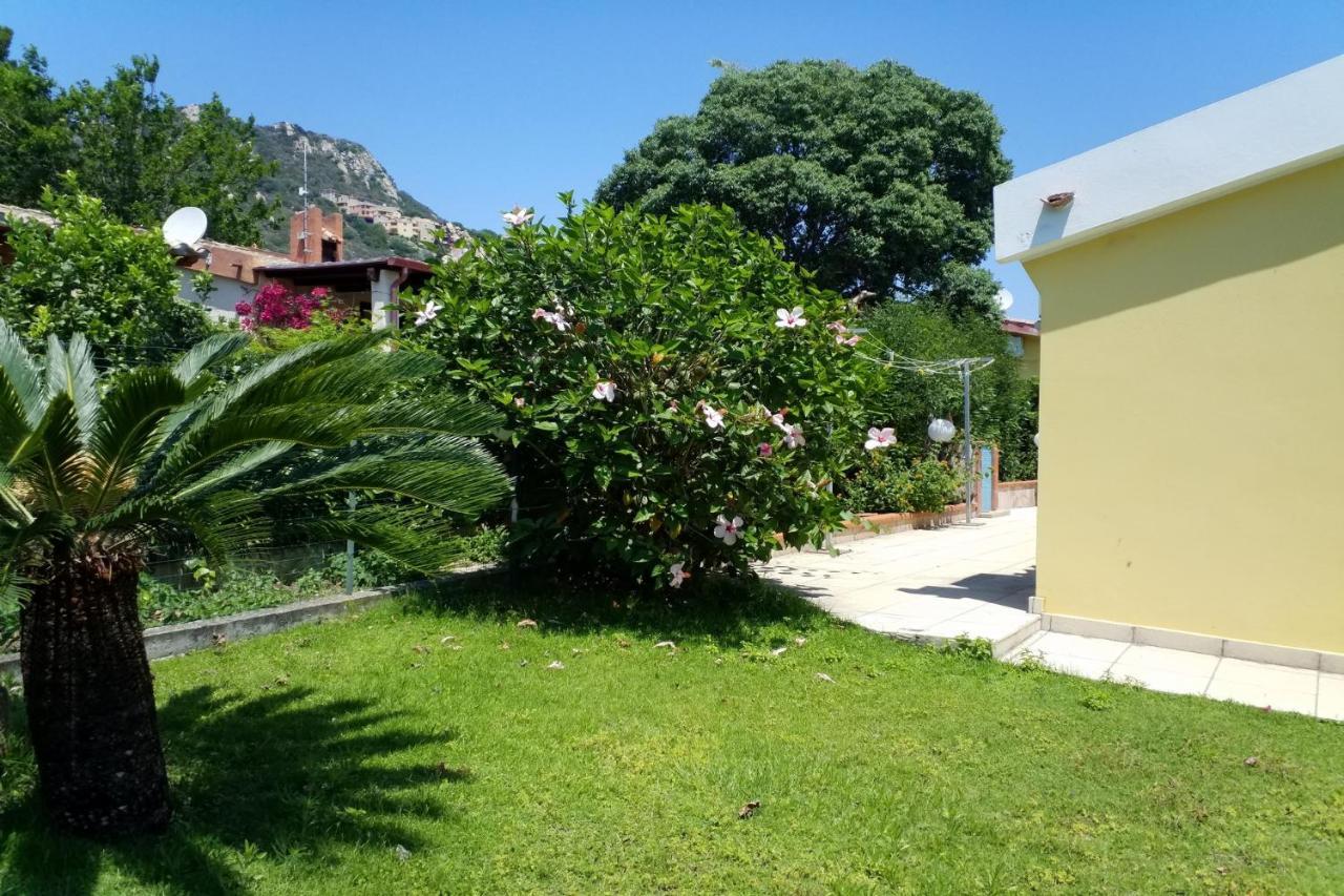 Villa Azzurra Nel Centro Di Costa Rei Bagian luar foto