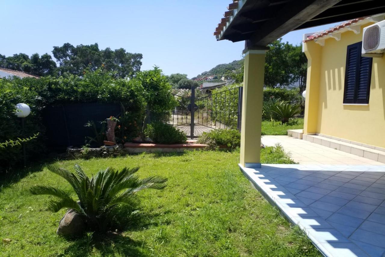 Villa Azzurra Nel Centro Di Costa Rei Bagian luar foto
