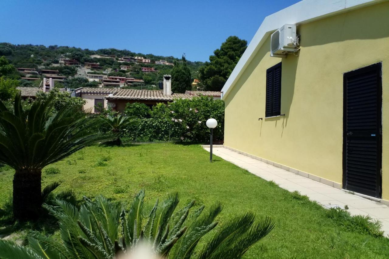 Villa Azzurra Nel Centro Di Costa Rei Bagian luar foto