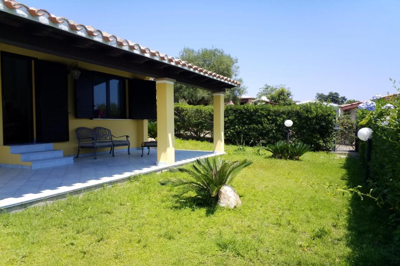 Villa Azzurra Nel Centro Di Costa Rei Bagian luar foto
