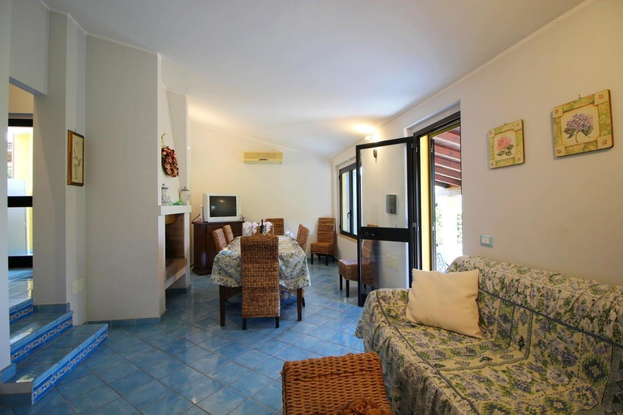 Villa Azzurra Nel Centro Di Costa Rei Bagian luar foto