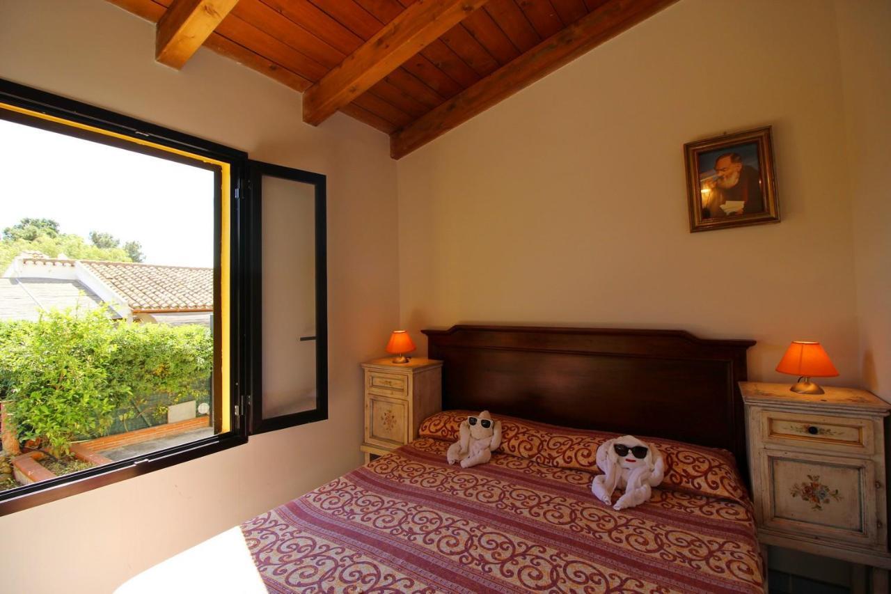 Villa Azzurra Nel Centro Di Costa Rei Bagian luar foto